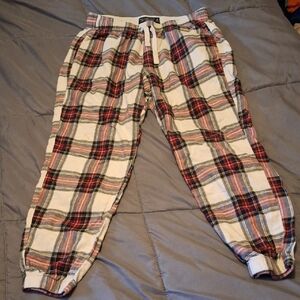 Abercrombie & Fitch Red and White Plaid Joggers